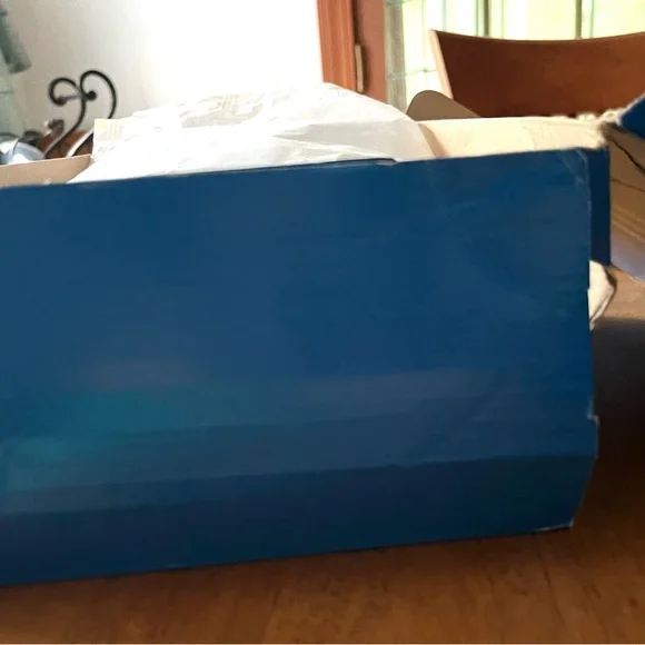 Adidas Nizza Turquoise Canvas Sneakers with White Trim - Picture 5 of 6